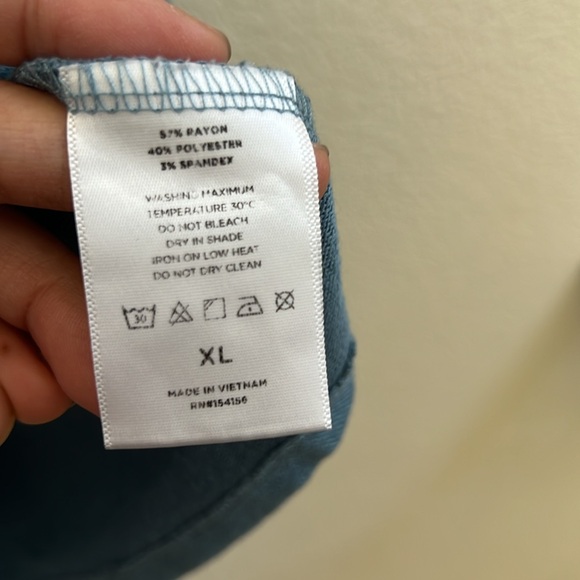 MOD REF short sleeves teal blue top XL - Picture 3 of 5